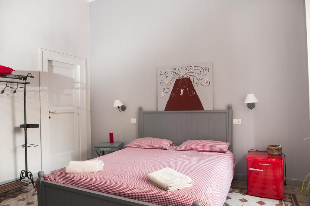 Napul'Art Bed & Breakfast Napoli Phòng bức ảnh