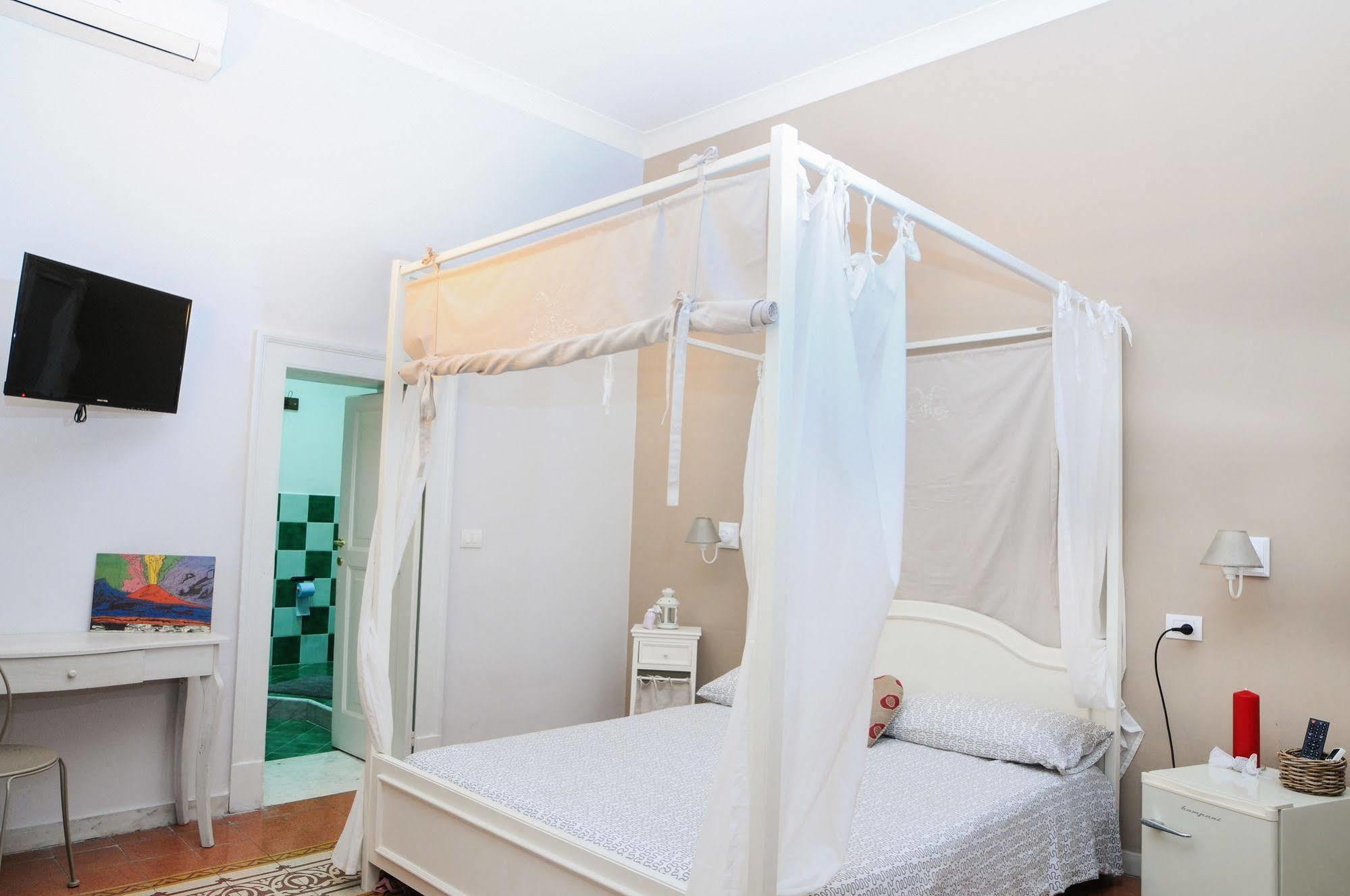 Napul'Art Bed & Breakfast Napoli Ngoại thất bức ảnh